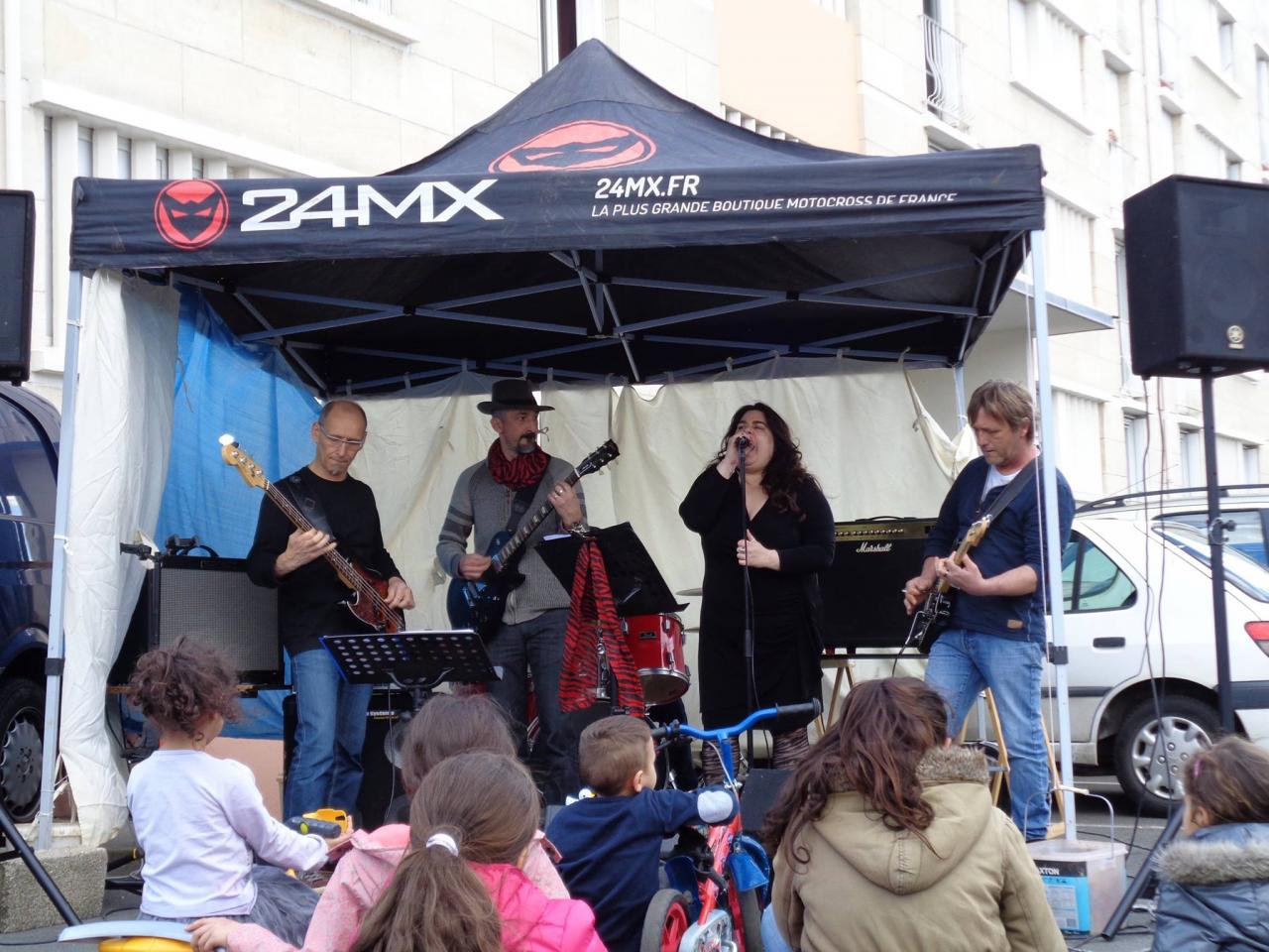 Vide Grenier Opération Maslow, Poitiers - 1O Avril 2016